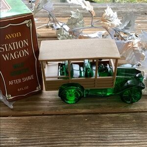 Avon Vintage Wild Country Green Glass Station Wagon After Shave